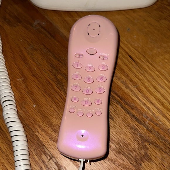 HELLO KITTY - Picture 3 of 4